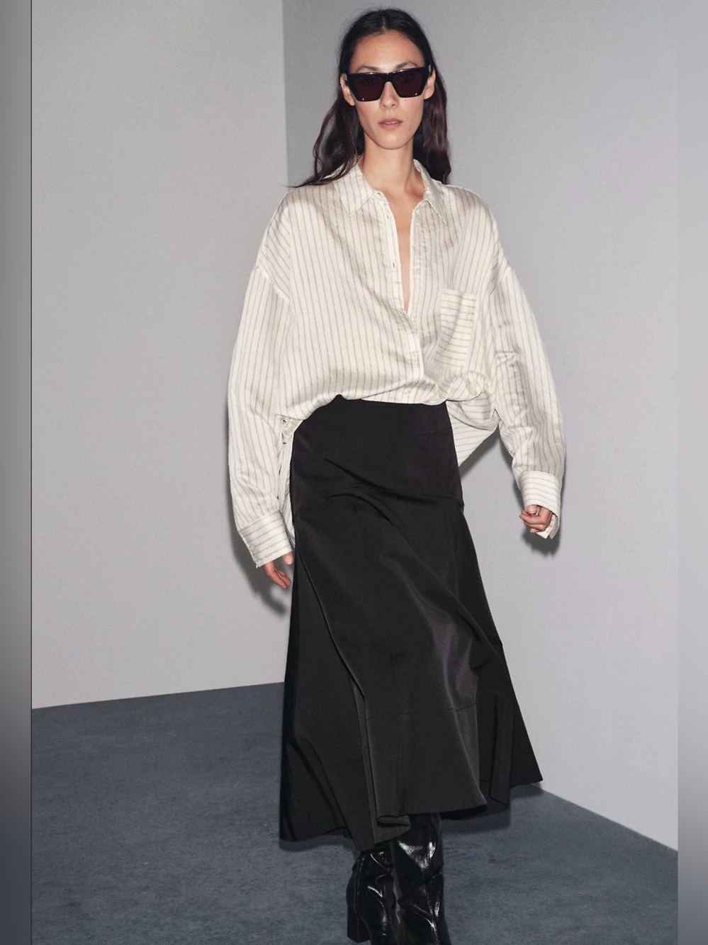 ZW COLLECTION MIDI FLARED SKIRT

Black Midi A-Line Skirt - Classic Women's Skirt